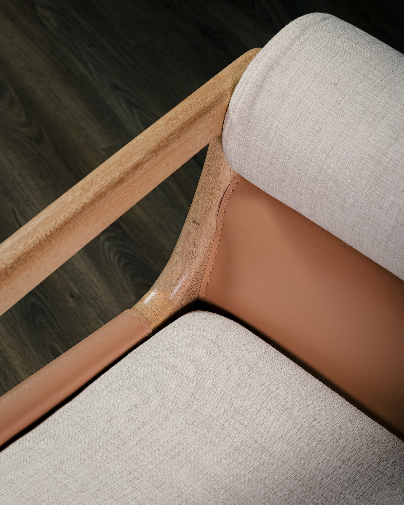Silla Velletri en Roble