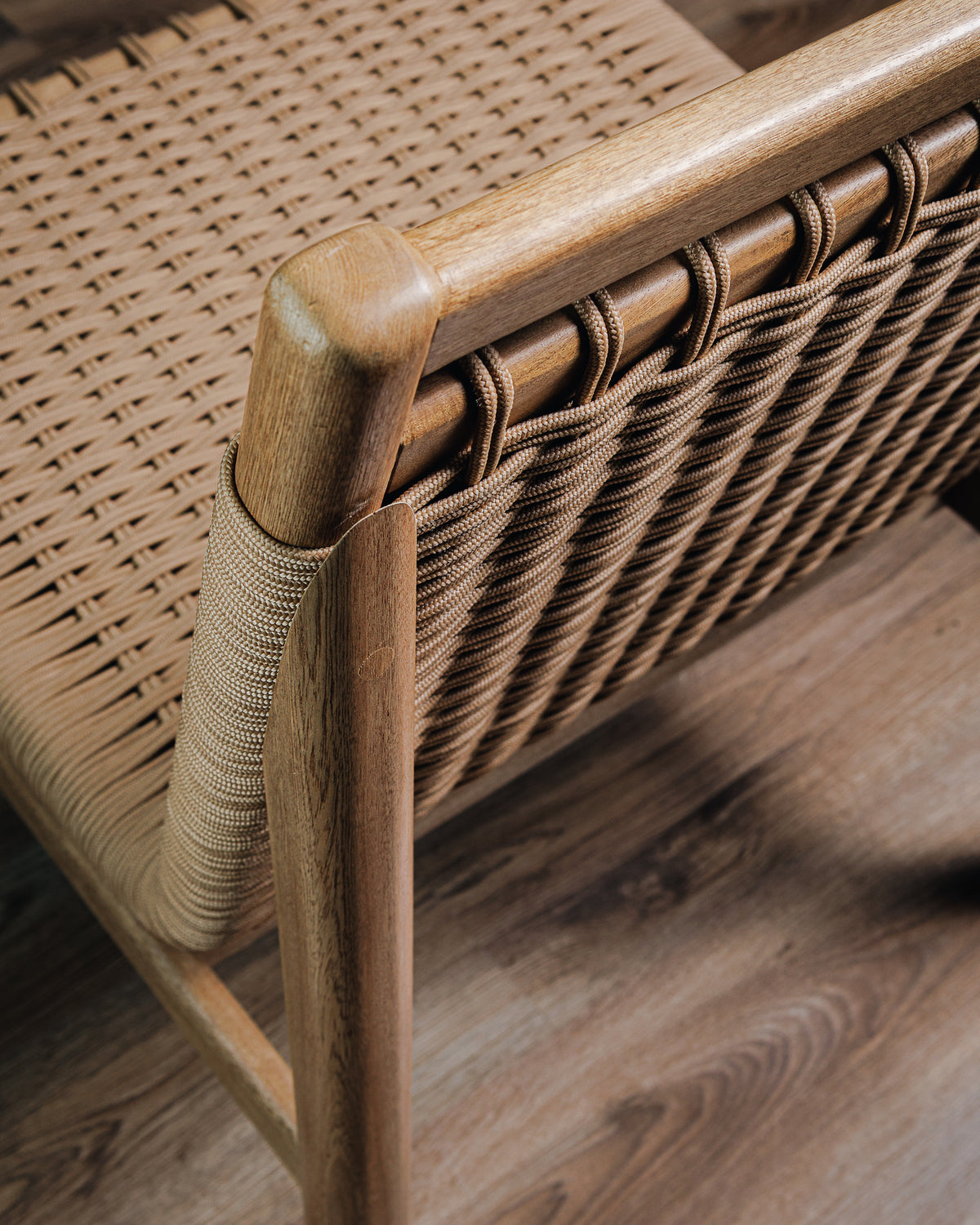 Sillón Bekan Gamma en Roble Tejido Piola Beige