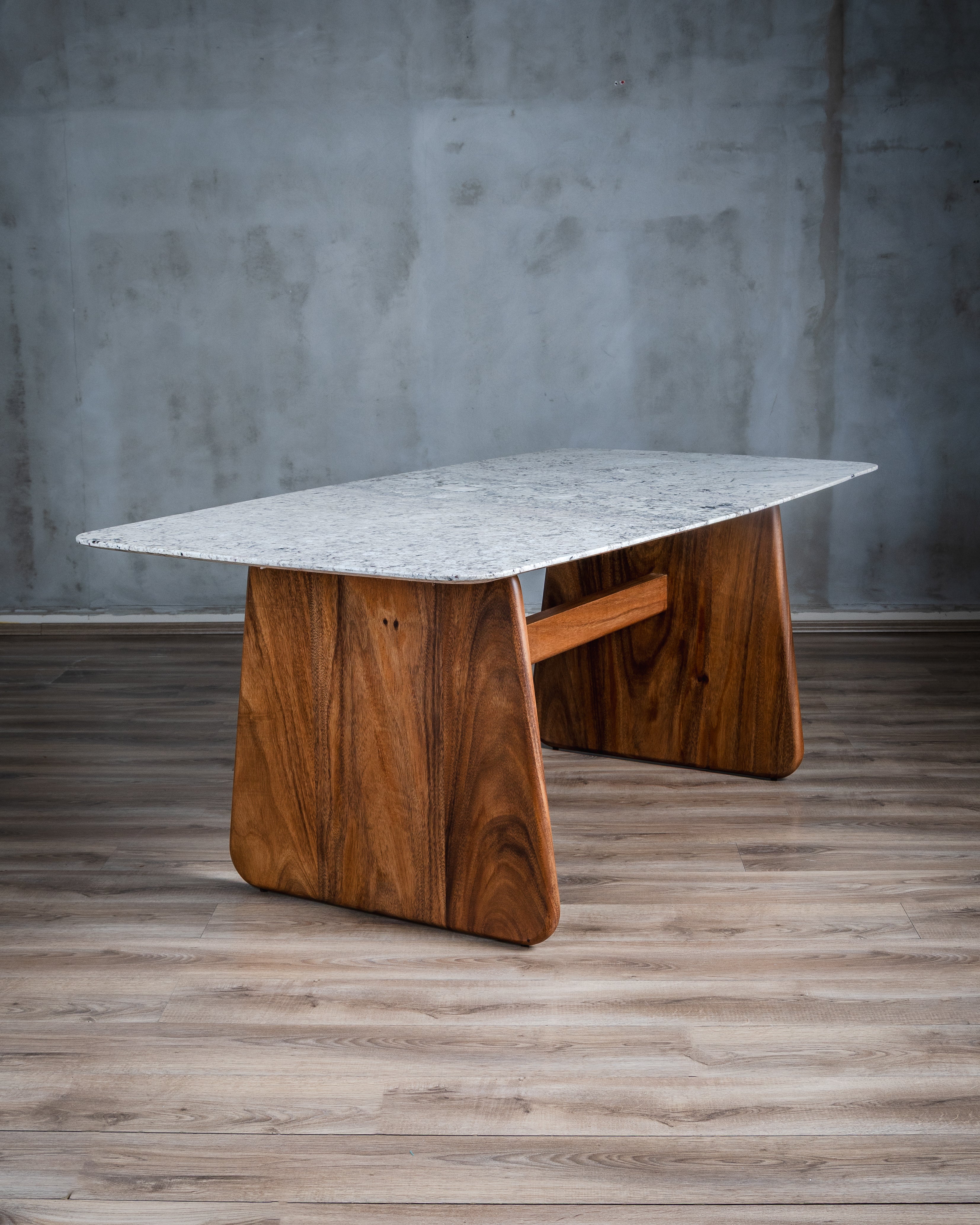 MESA COMEDOR BOZZI PAROTA Y GRANITO