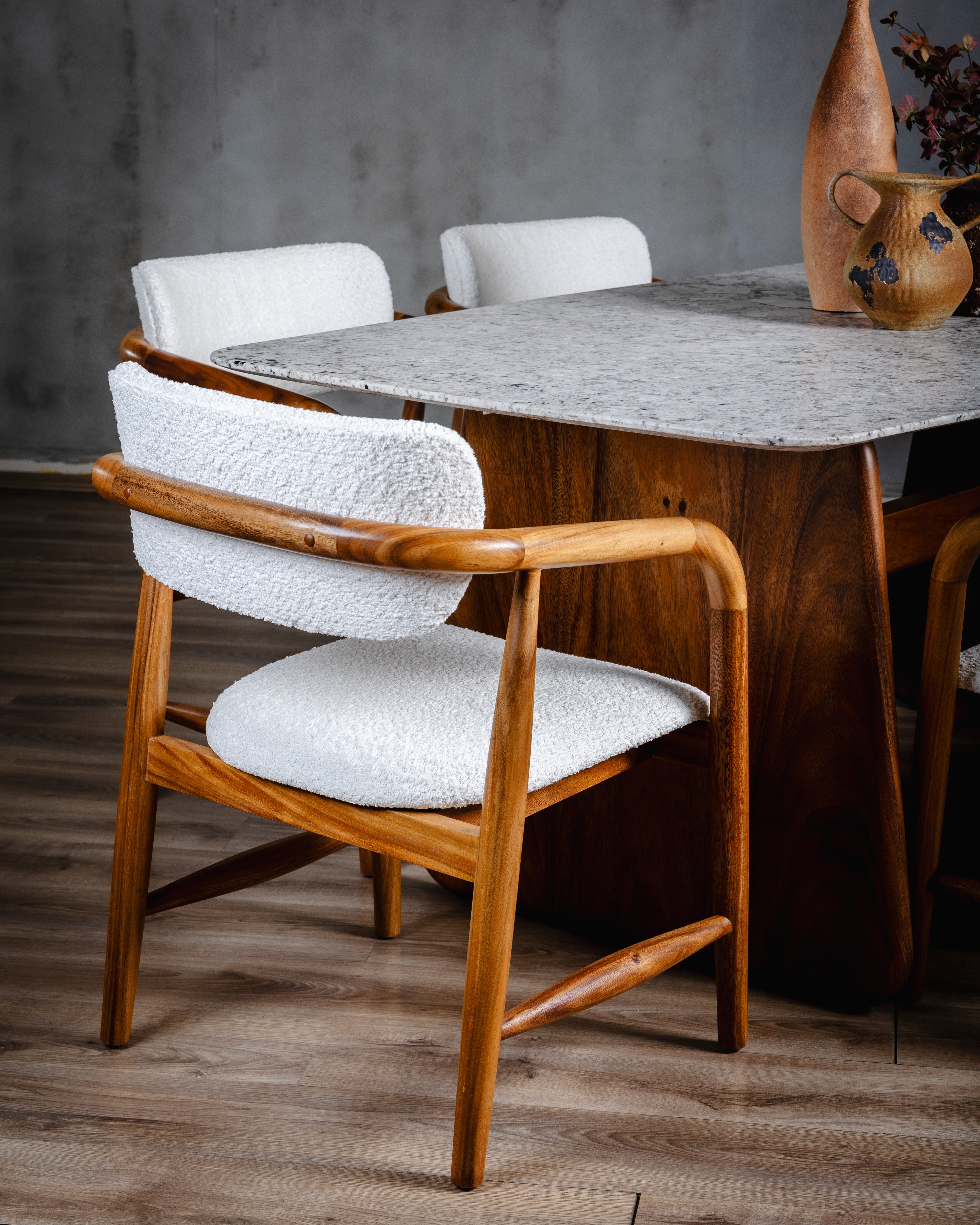 MESA COMEDOR BOZZI PAROTA Y GRANITO