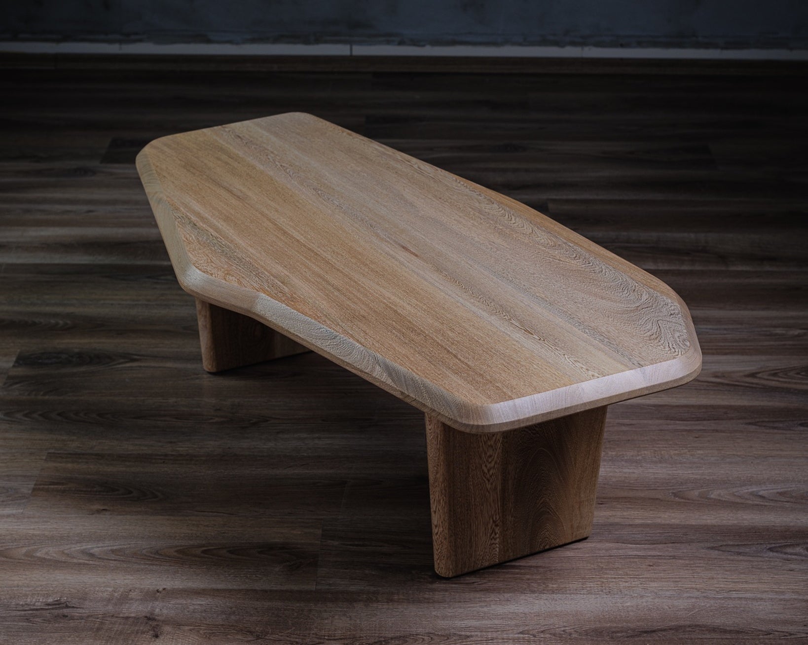 Mesa de Centro Volterra en Roble