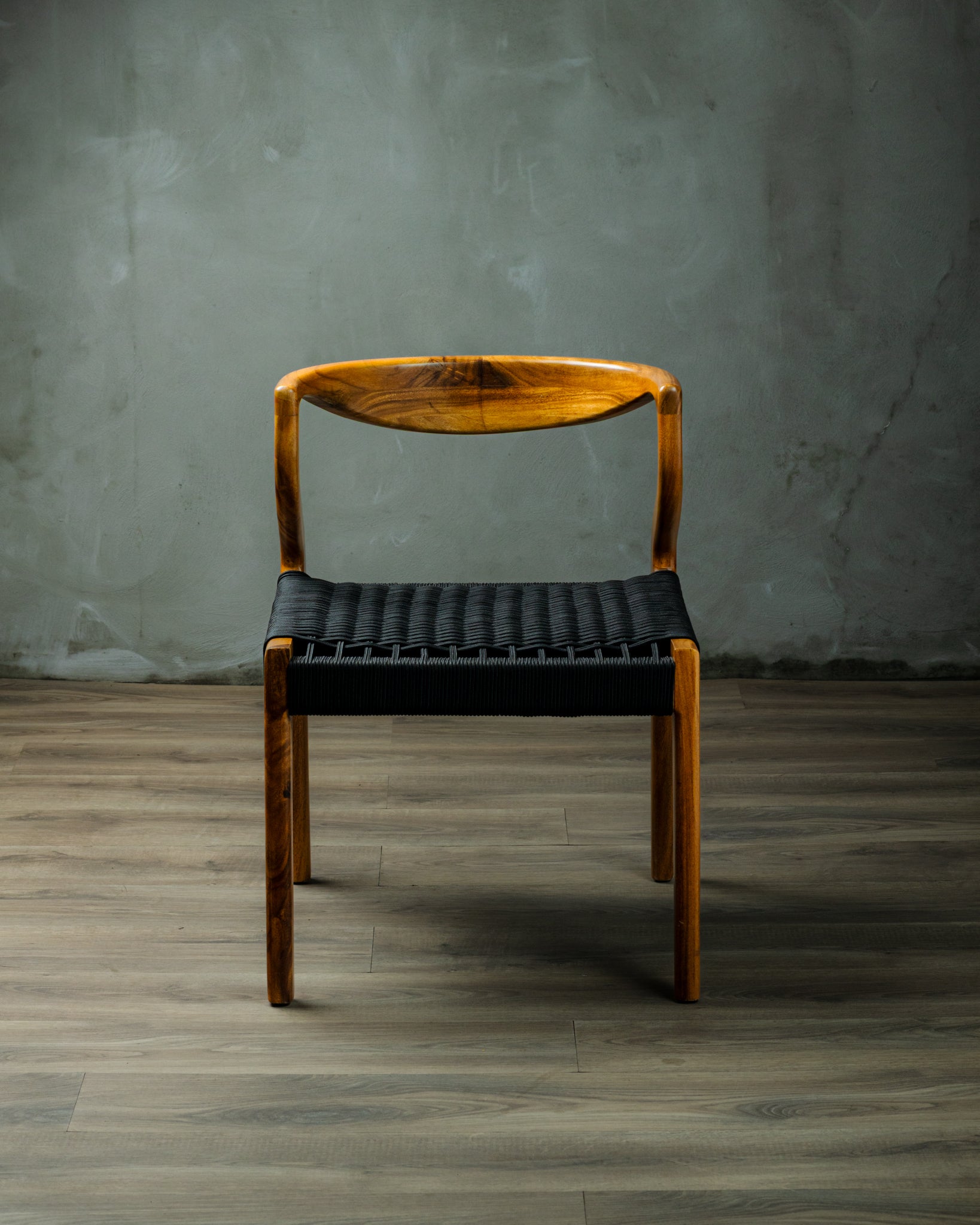 Silla Novello Parota Tejido Negro