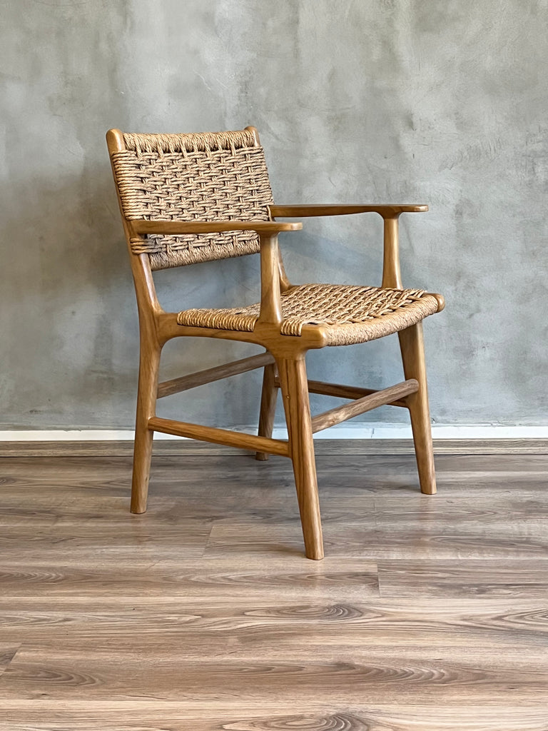 Silla Saka descanbrazos Tejido Natural Parota