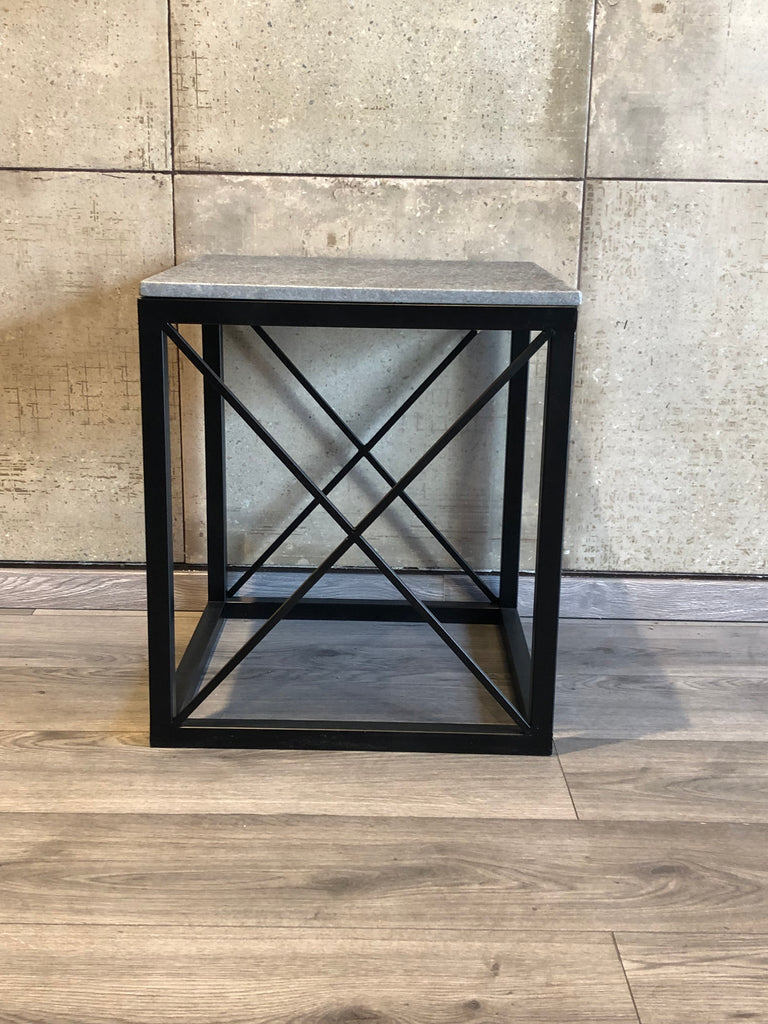 Mesa Lateral Korea Granito