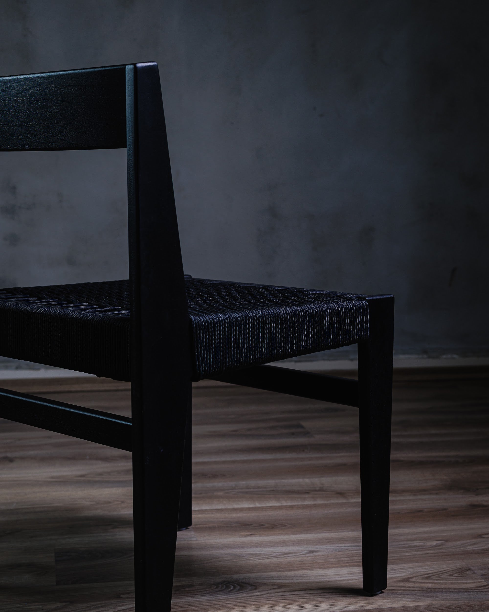 Silla Lucca en Roble Negro - vista alternativa