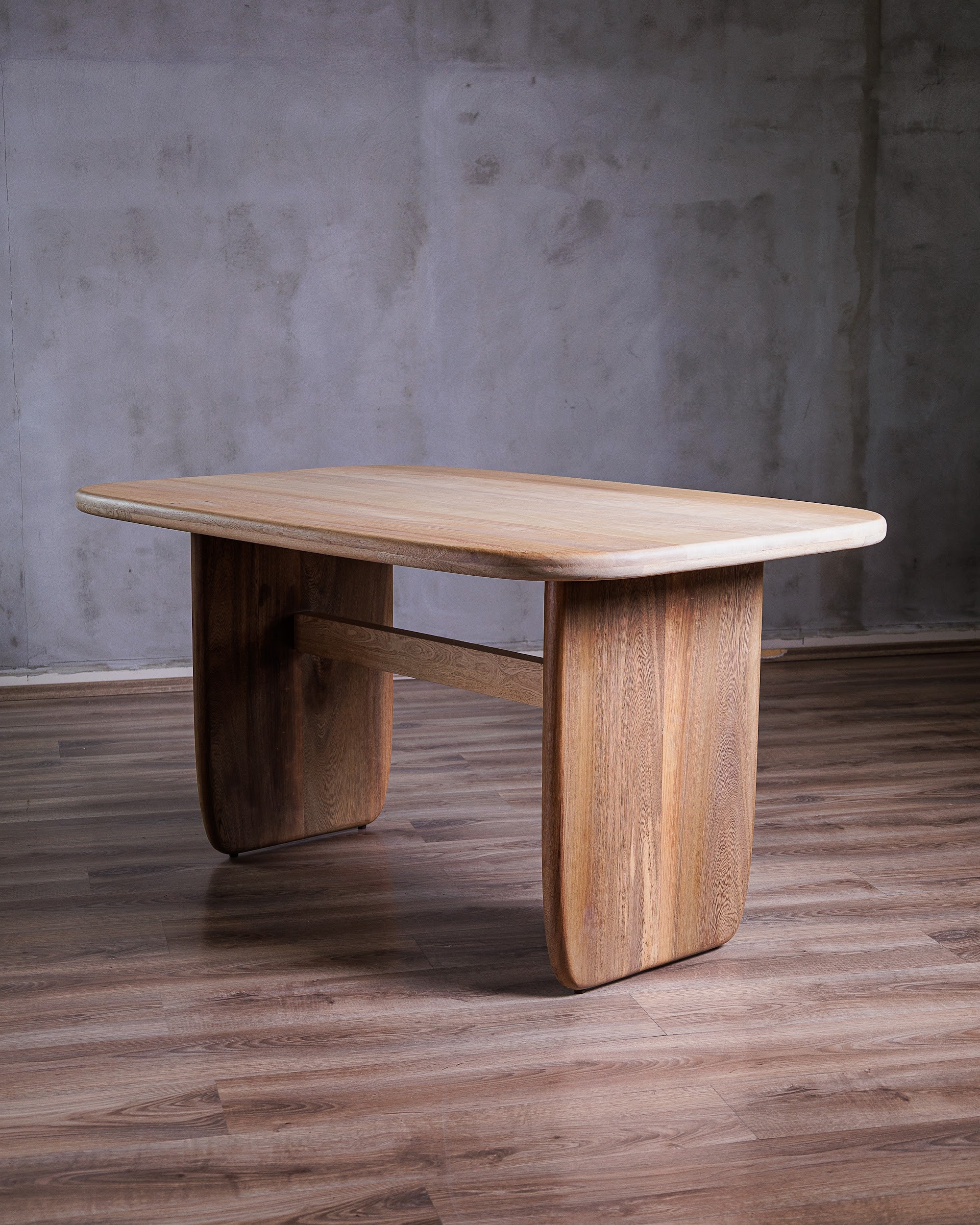 Mesa de Comedor Cremona en Roble - vista alternativa