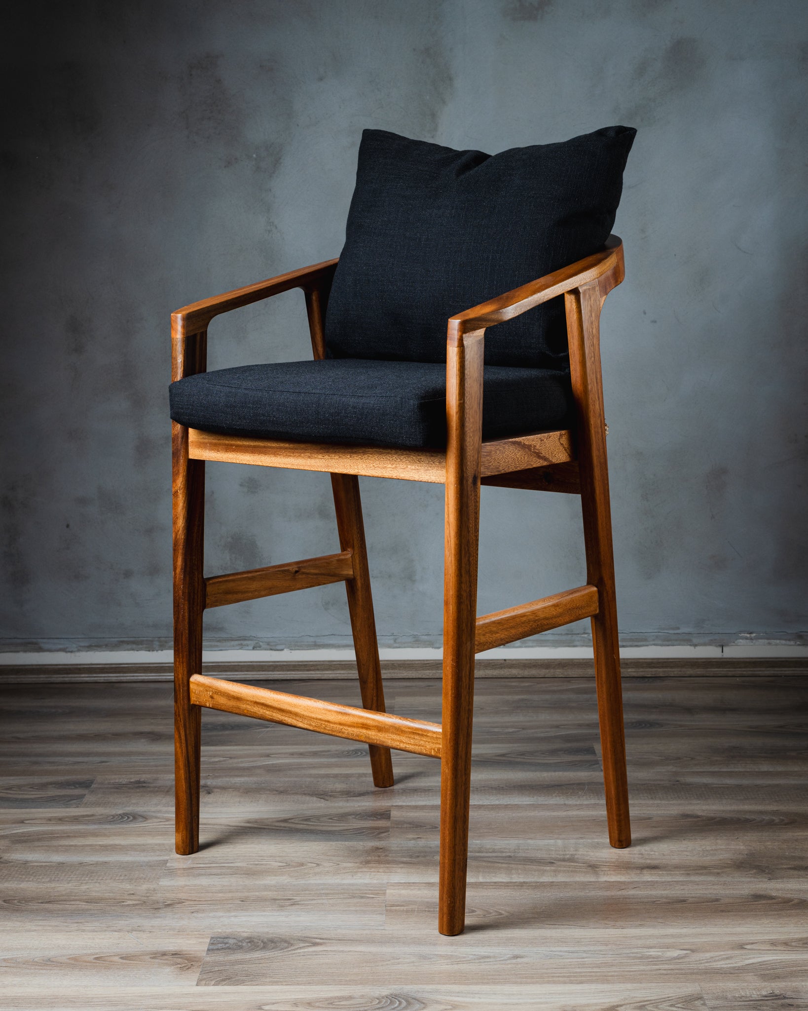 Banco Caserta Parota Tejido con descansabrazos