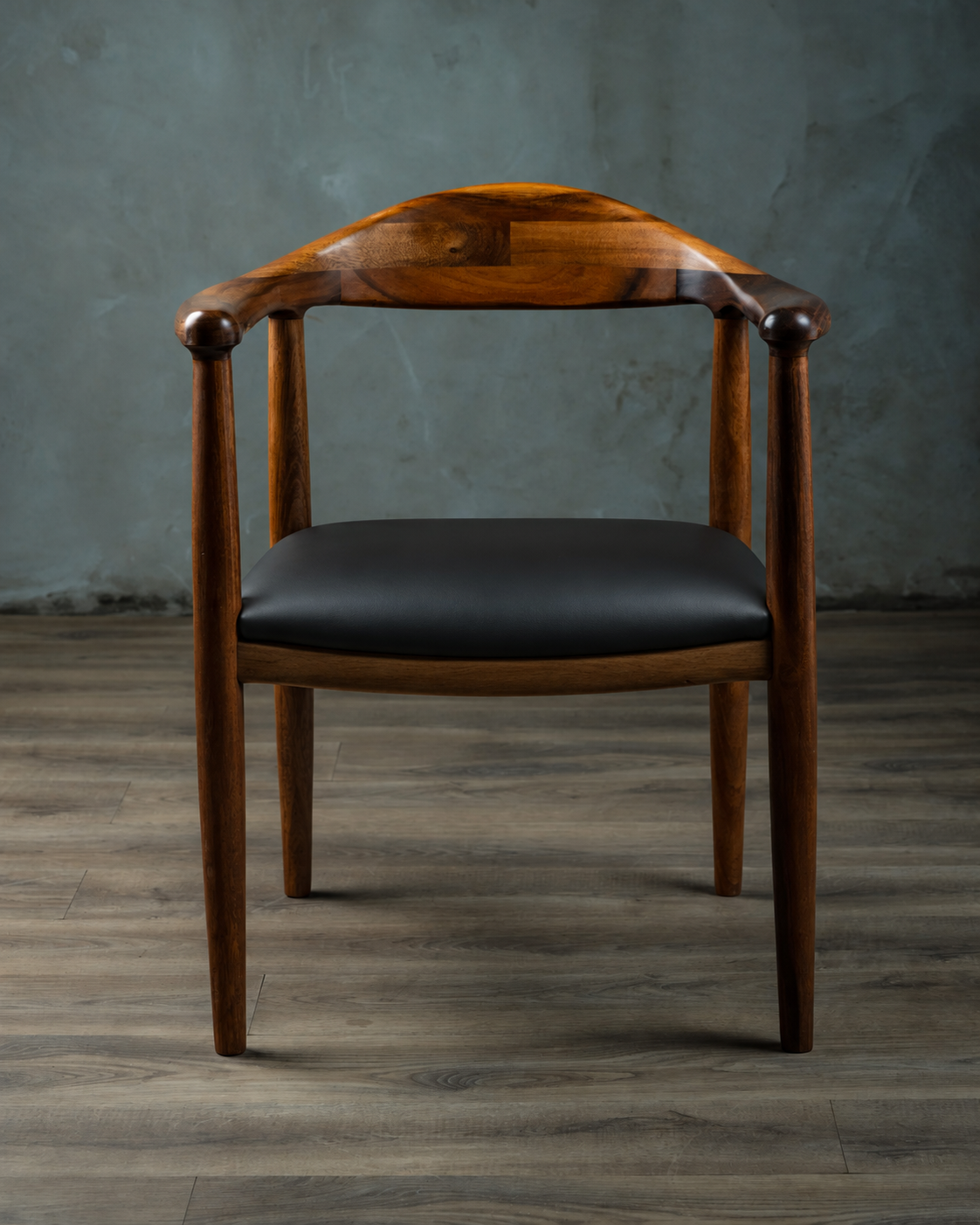 Silla Romana en Parota Vinipiel Negro