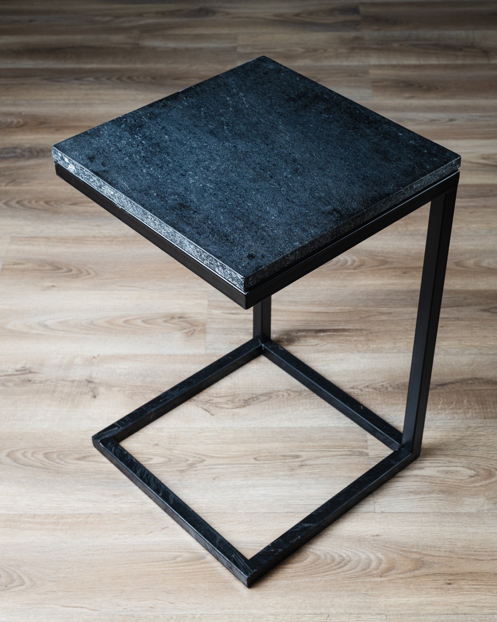 Mesa multifuncional Granito