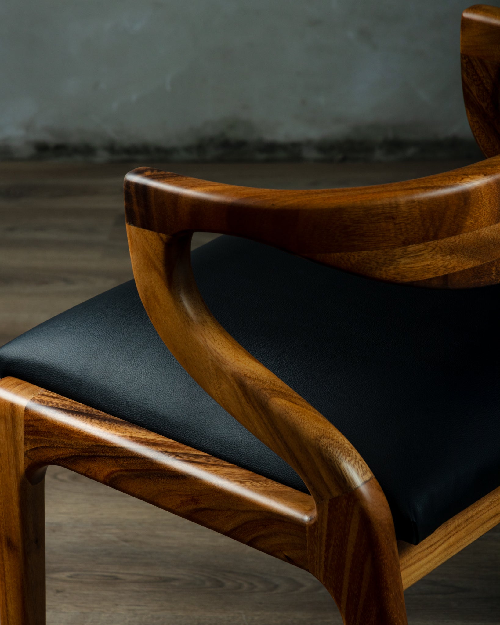 Silla Novello Parota