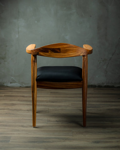 Silla Romana Parota Vinipiel Negro