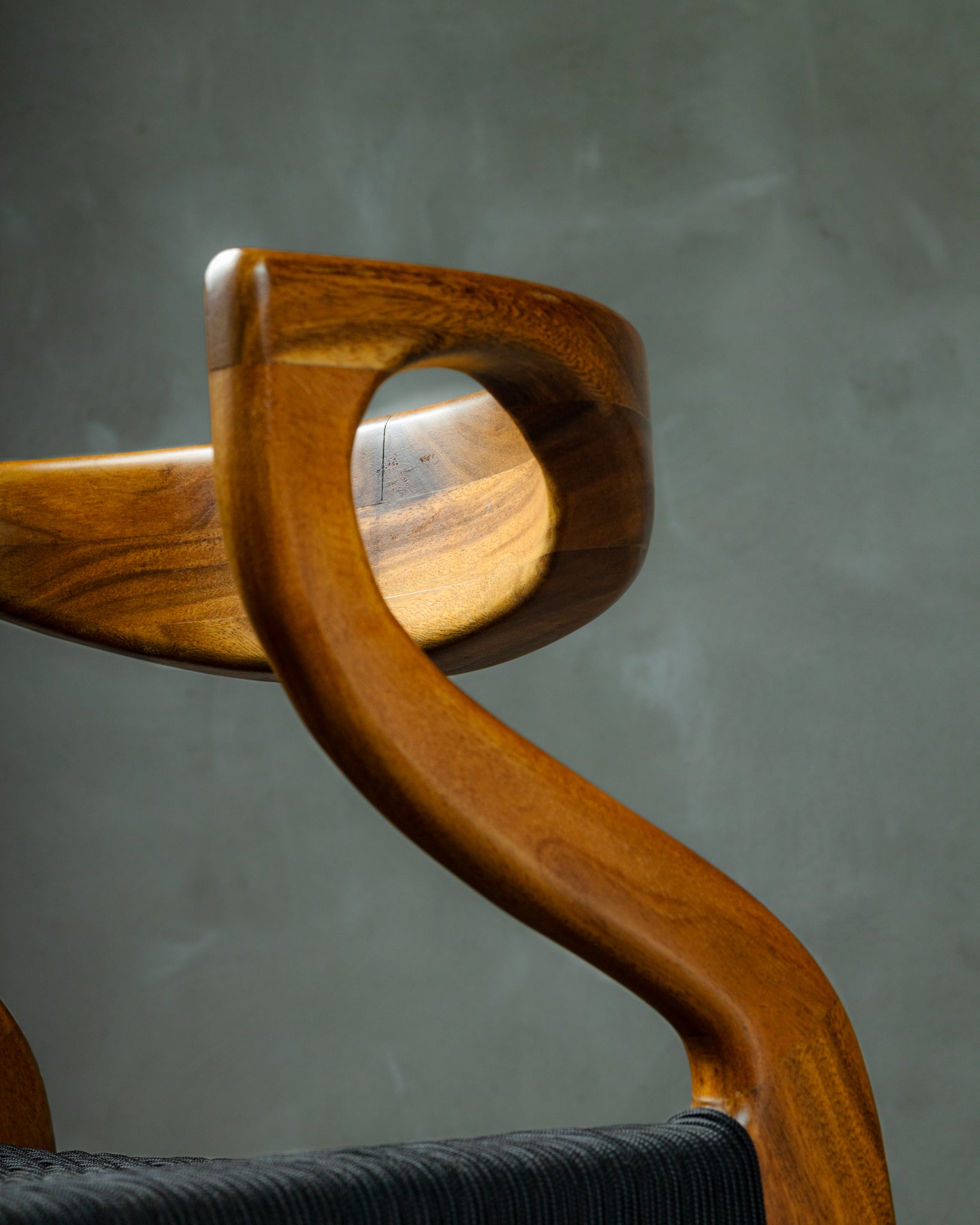 Silla Novello Parota Tejido Negro