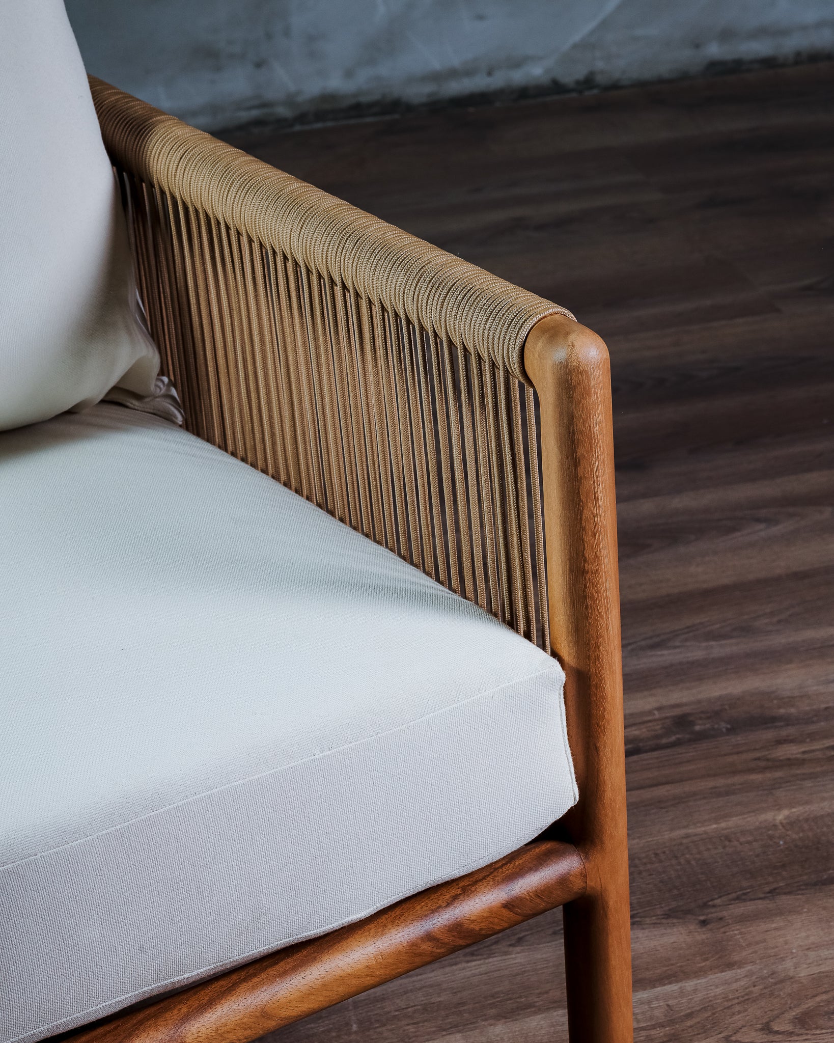 Sillón Monza Parota exterior beige