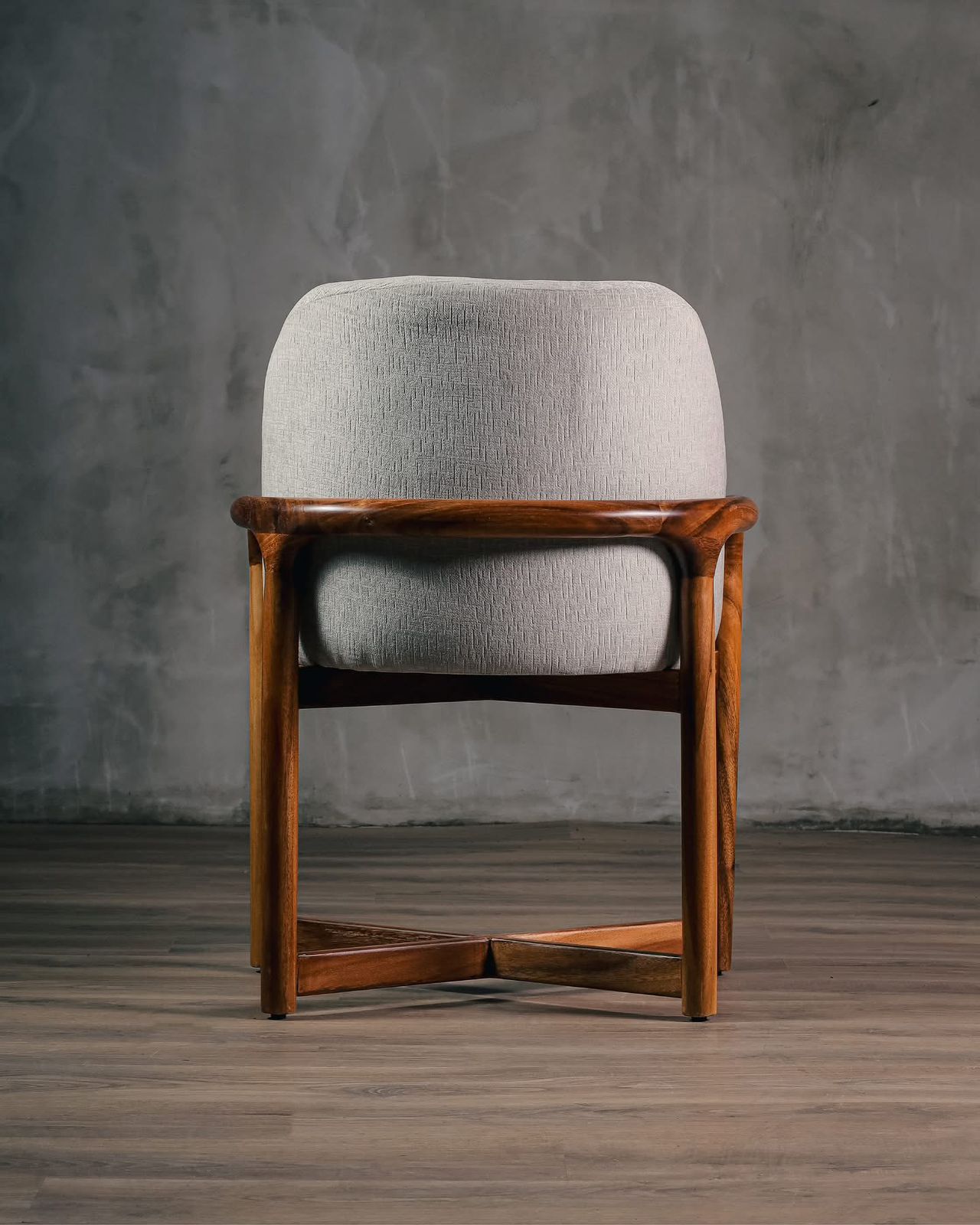 Silla Octavina Parota