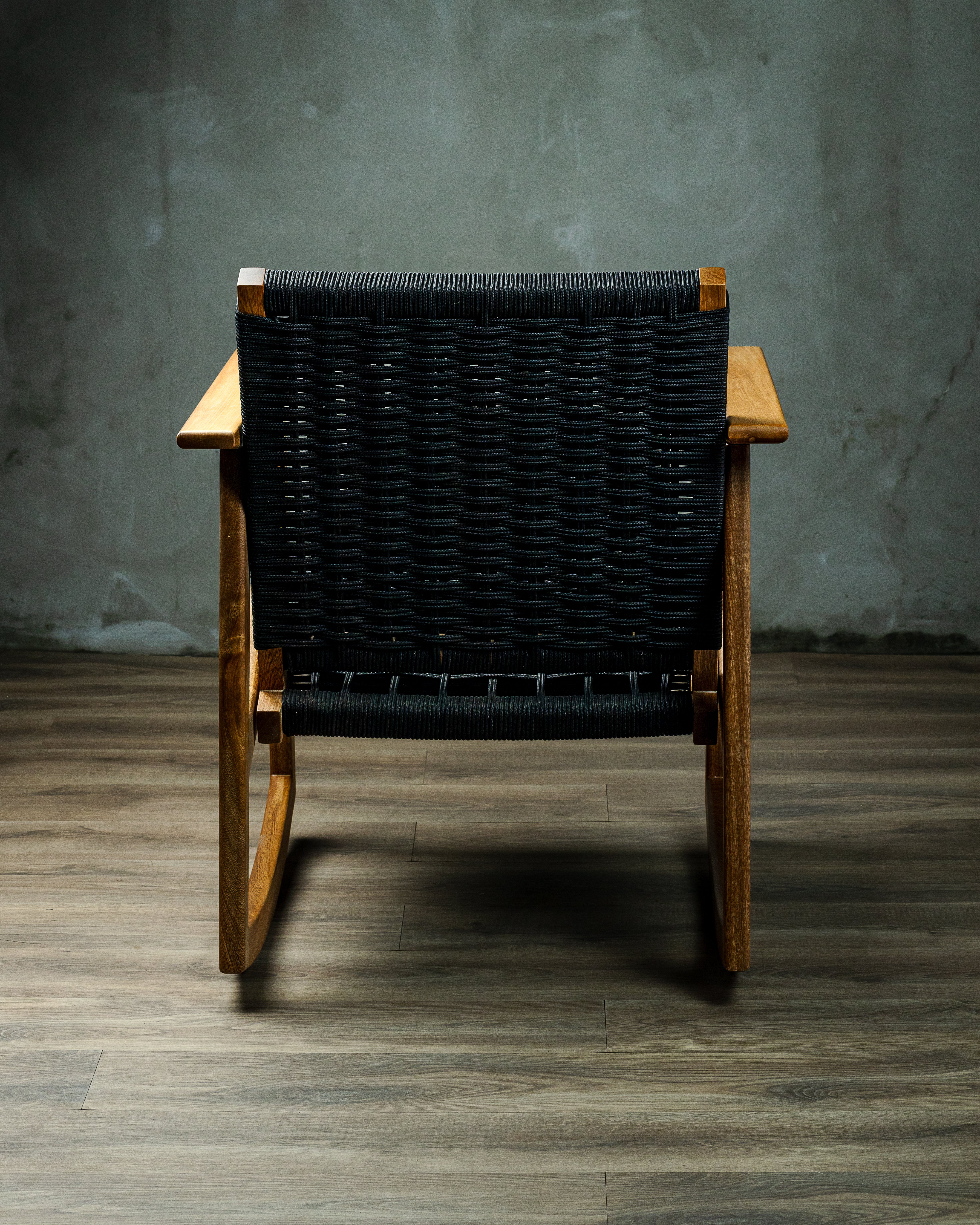 Mecedora Galva Parota