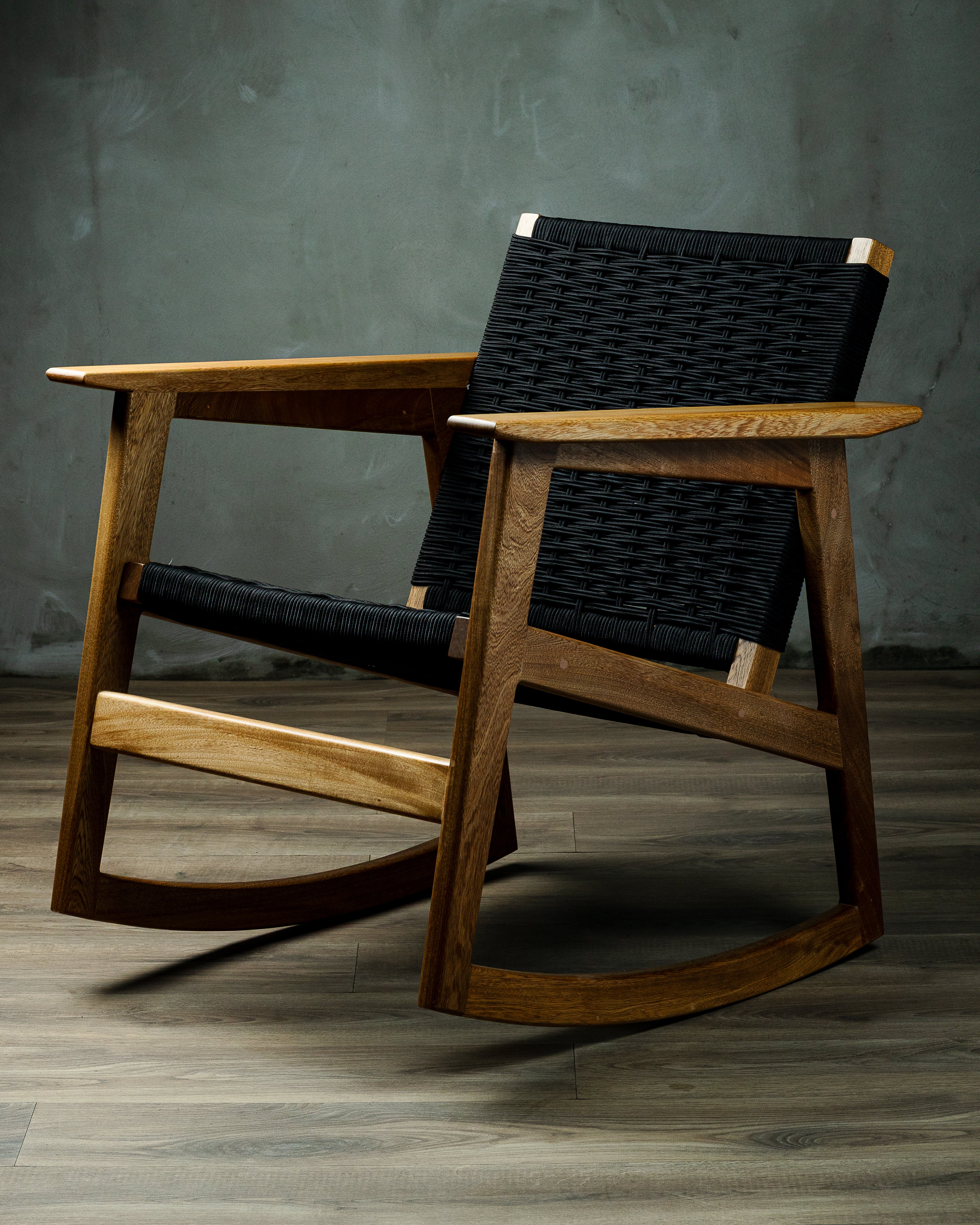 Mecedora Galva Parota