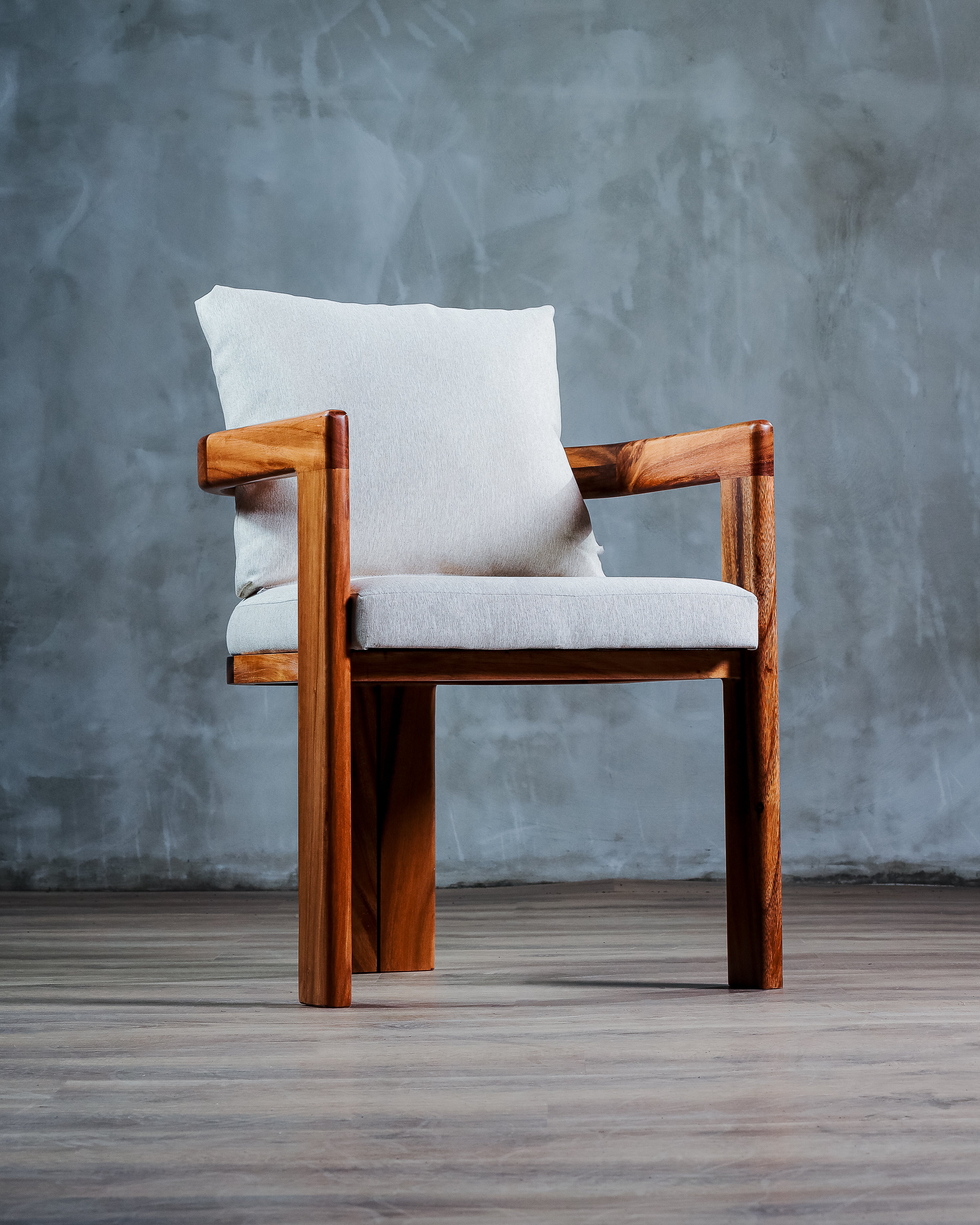 Silla Venetta Parota