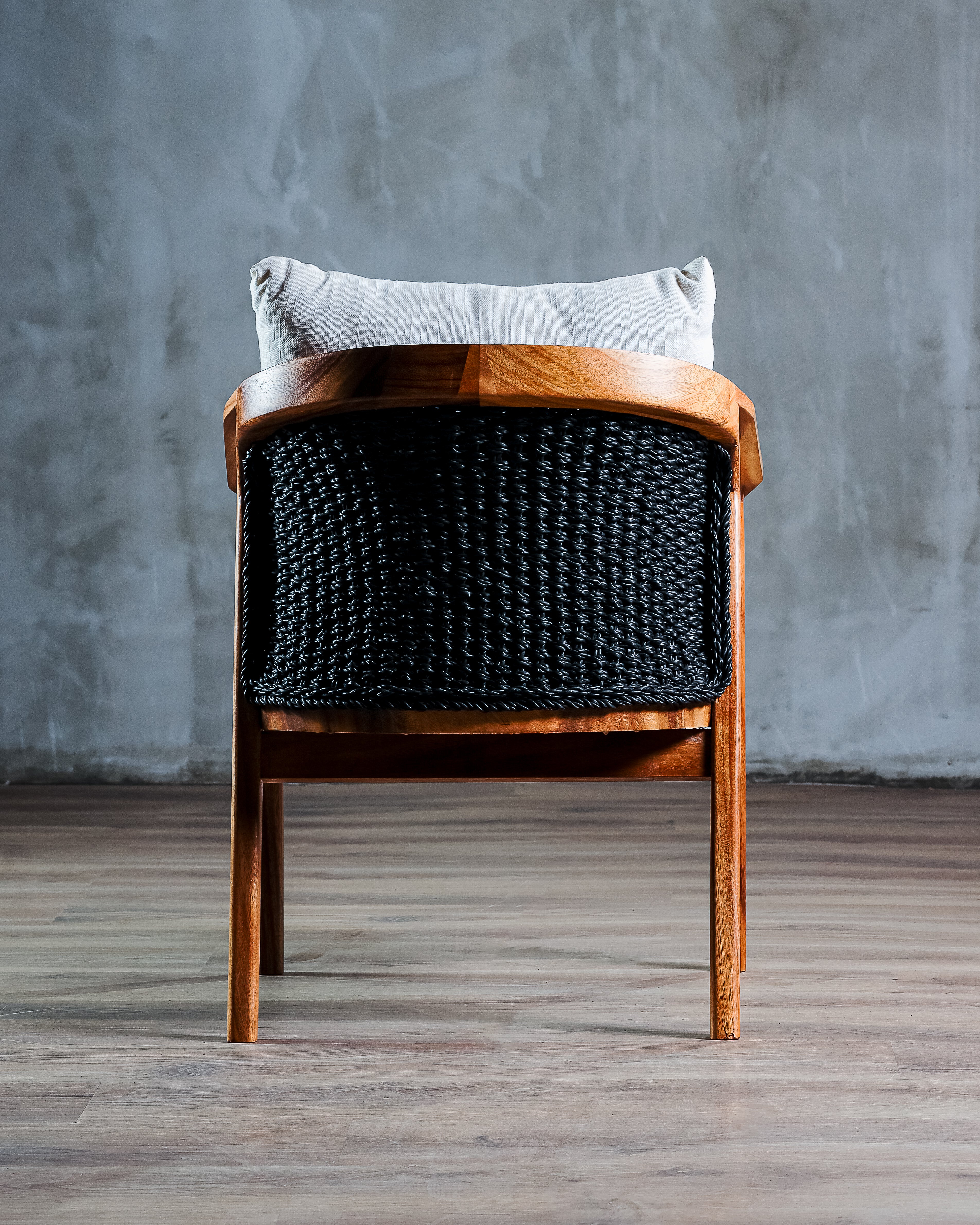 Silla Caserta Parota Tejido Negro