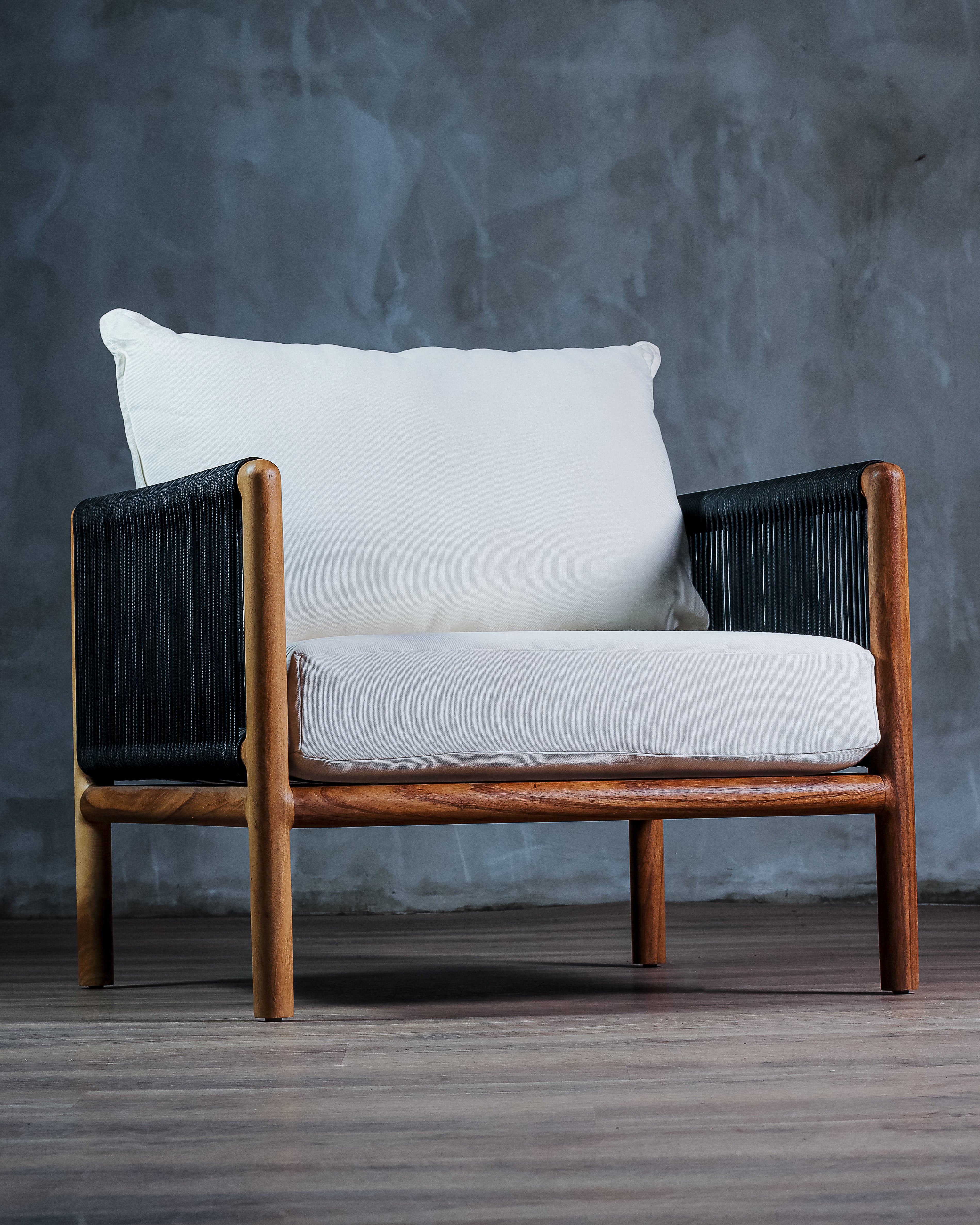 Sillón Monza Parota exterior negro